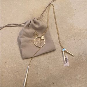 Kendra Scott necklace